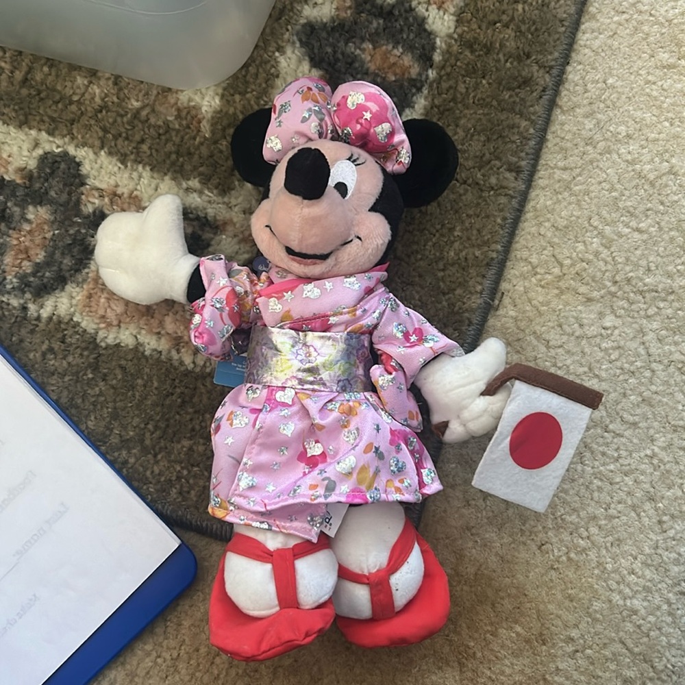 Disney Minnie Mouse, Japanese minnie bean bag